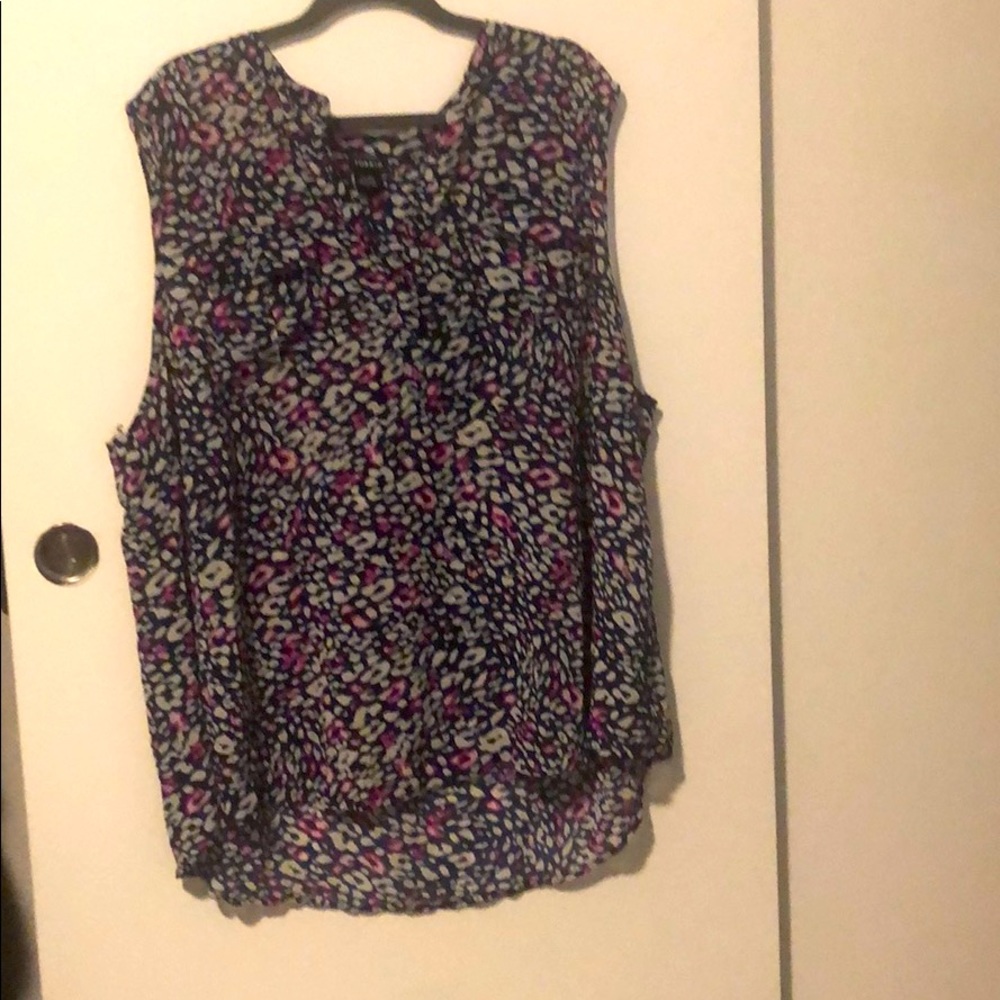 Fun sleeveless cheetah print top